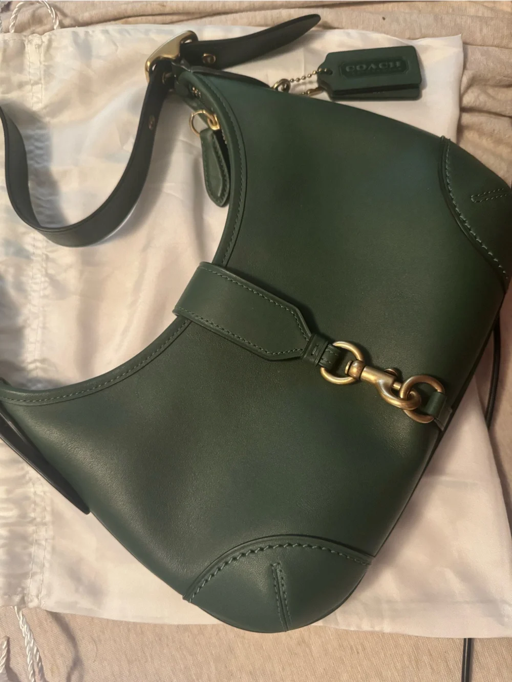 Coach Hampton’s Hobo Green Women’s Shoulder Bag with Gold Hardware